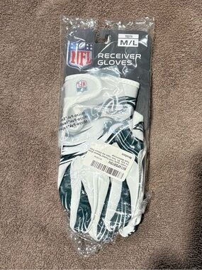 NFL Eagles White and Black Youth Receiver Gloves
